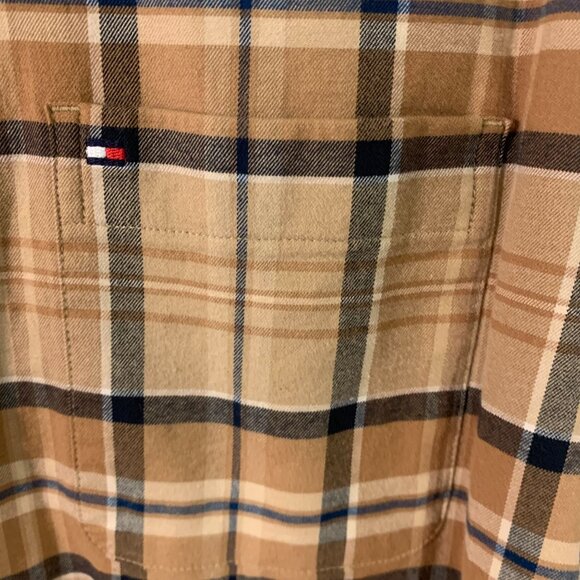 Tommy Hilfiger Classic Fit Mens Plaid Button-Up Shirt S/P - Picture 5 of 9